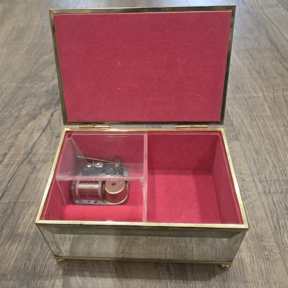 Vintage Schmid Mirrored Musical Jewellery Box With Velvet Interior - Picture 5 of 8
